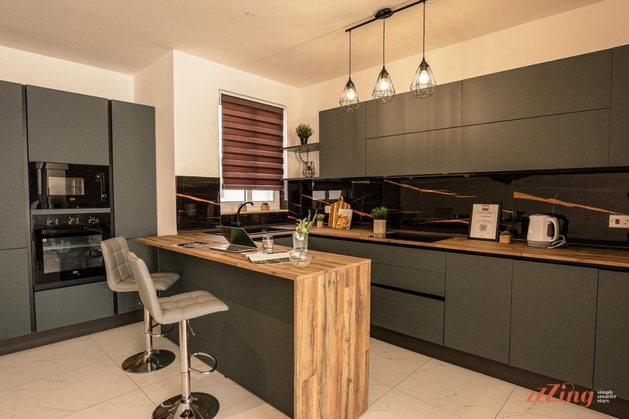 Insta Worthy Gorgeous Seaview Penthouse Apartment เซนต์พอลส์เบย์ ภายนอก รูปภาพ